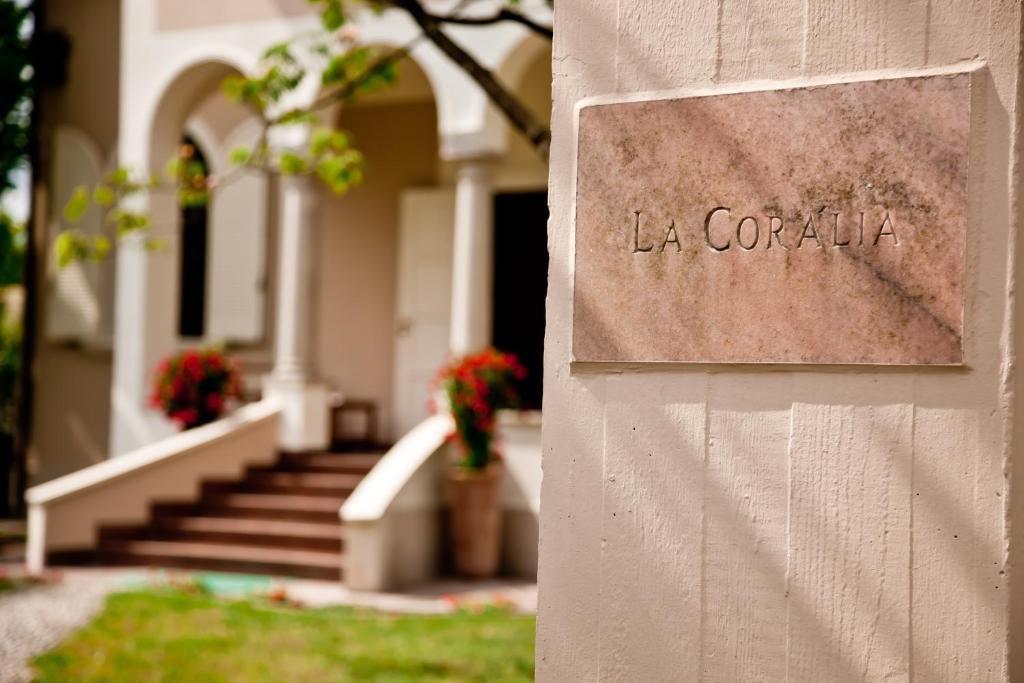 La Coralia B&B Massa  Buitenkant foto